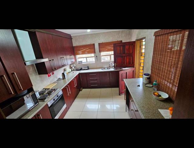 4 BEDROOM HOUSE FOR SALE IN DANVILLE